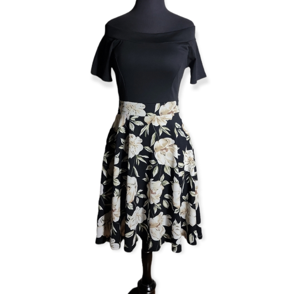 Oxiuly off the shoulder short sleeve fit flare floral print dress size small
